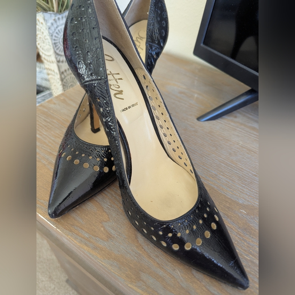 Butter Italy Black Textured Heels Size 9
